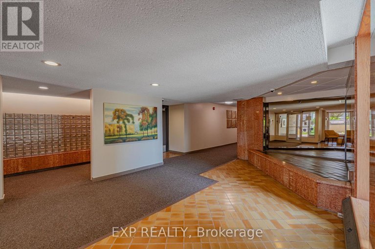 29241569/1111-555-brittany-drive/viscount-alexander-park/ottawa/ontario/K1K4C5_26