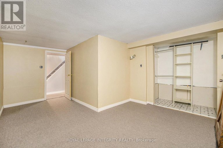 29122142/9-shouldice-crescent/glencairnhazeldean/ottawa/ontario/K2L1M8_23