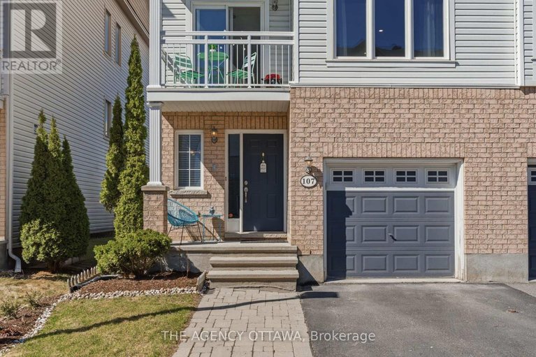 29656876/107-caithness-private/mer-bleuebradley-estatesanderson-park/ottawa/ontario/K1W0G4_4