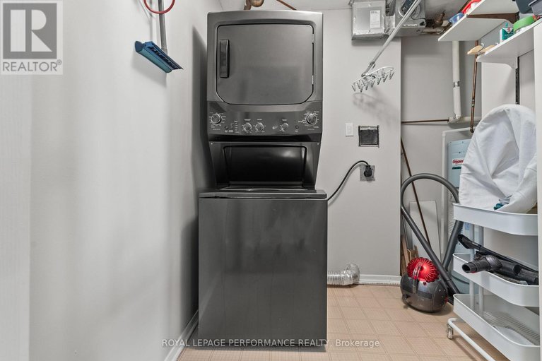 28967483/unit-407-200-lafontaine-avenue/vanier/ottawa/ontario/K1L8K8_16