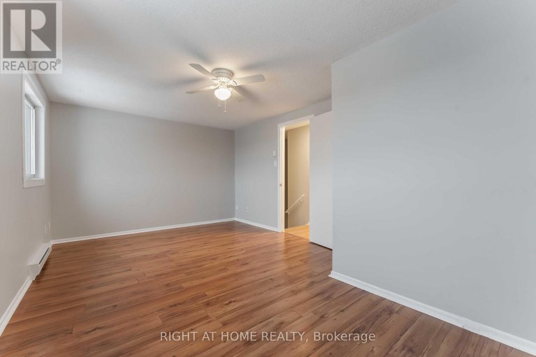 29240371/25b-bertona-street/craig-henrywoodvale/ottawa/ontario/K2G4G7_20