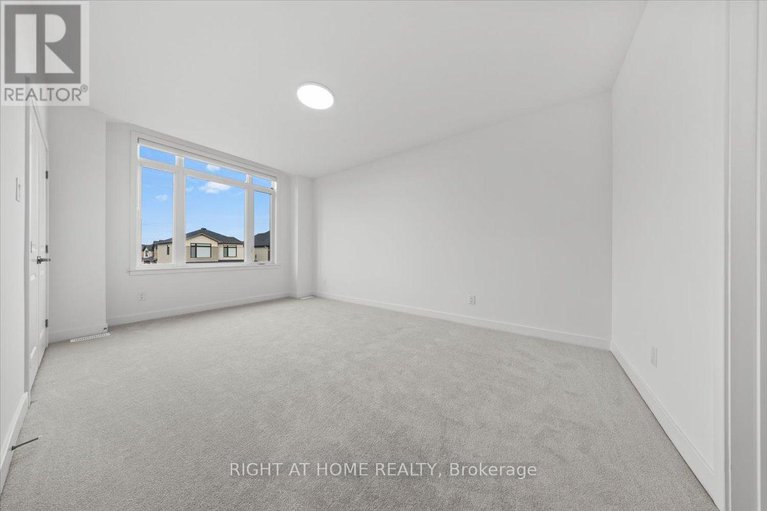 28770534/610-kenabeek-terrace/riverside-southgloucester-glen/ottawa/ontario/K4M0M3_34