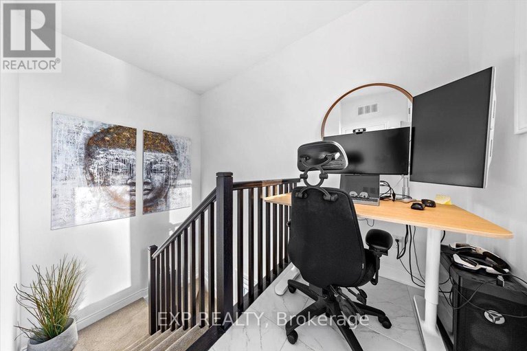 28648358/615-makwa-private/cfb-rockcliffe-and-area/ottawa/ontario/K1K5A4_17