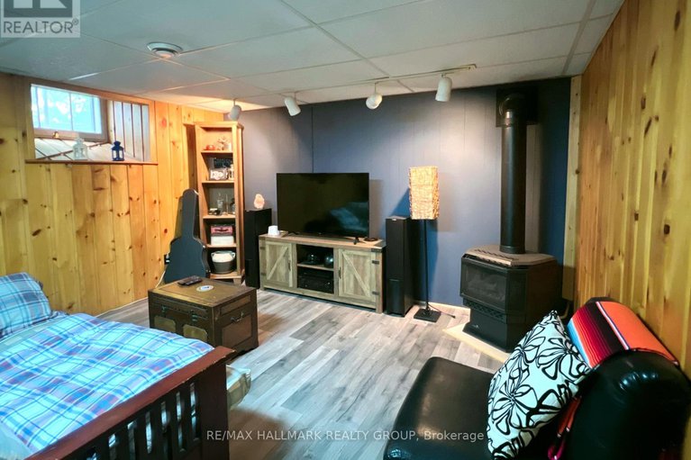 28580588/101-clarence-street/lanark-highlands-lanark-village/lanark-highlands/ontario/K0G1K0_17