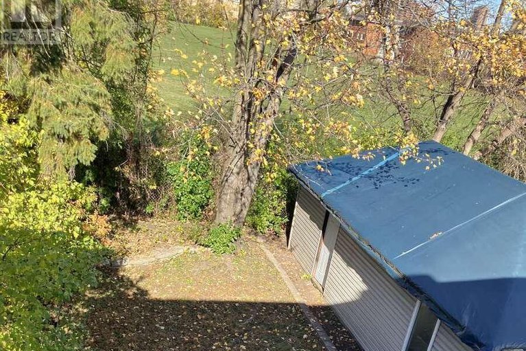 27540685/271-mcarthur-avenue/vanier/ottawa/ontario/K1L6P3_39