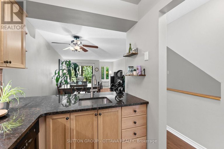 28952194/25-crispin-private/manor-park/ottawa/ontario/K1K2T7_11