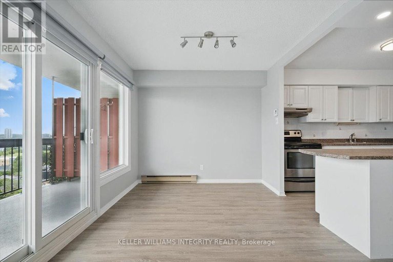 28479507/1804-158-mcarthur-avenue/vanier/ottawa/ontario/K1L8E7_13