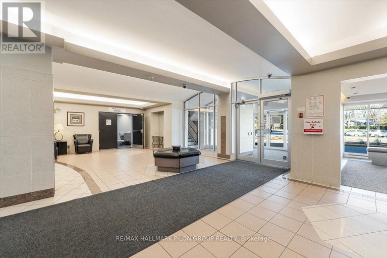 28279882/309-900-dynes-road/carleton-square/ottawa/ontario/K2C3L6_17