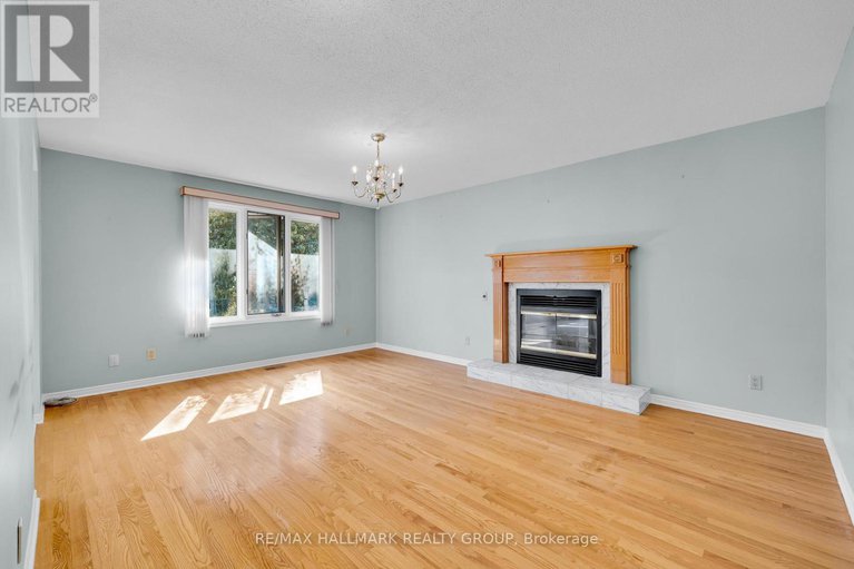 29296937/1396-larose-avenue/carlington/ottawa/ontario/K1Z7X7_12