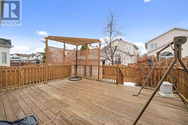 29163669/1662-frenette-street/fallingbrookgardenway-south/ottawa/ontario/K4A4L4_5