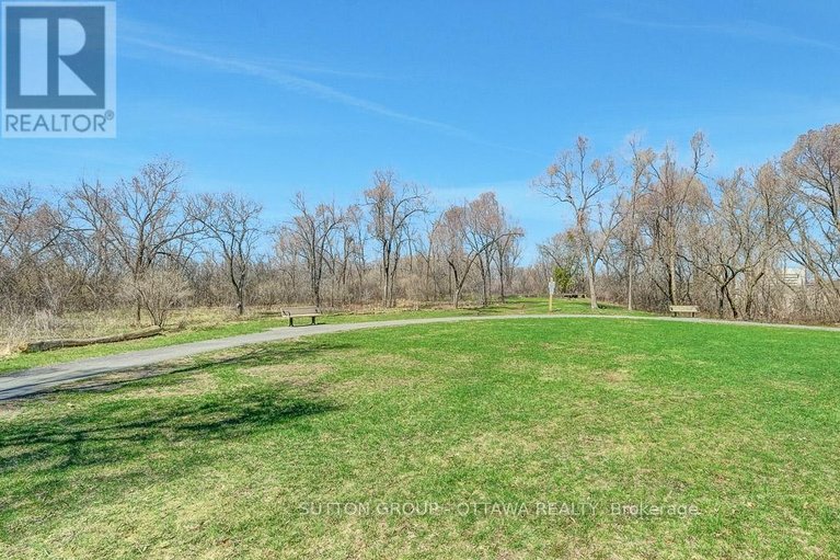 29636036/38-beaver-ridge/city-viewskylinefisher-heightsparkwood-hills/ottawa/ontario/K2E6C7_49