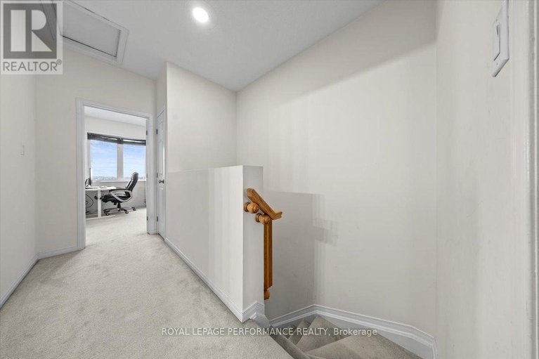 29463572/232-shanly-private/stonebridge/ottawa/ontario/K2J5X6_22