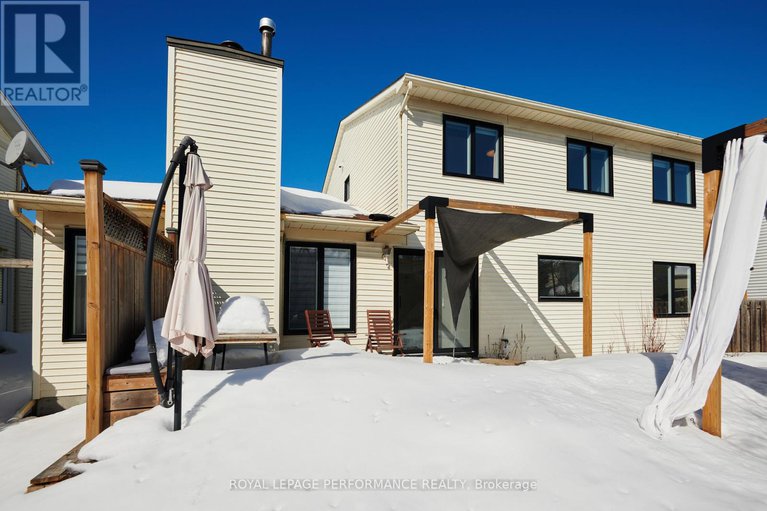 29424885/2722-wyldewood-street/emerald-woodssawmill-creek/ottawa/ontario/K1T2R9_30