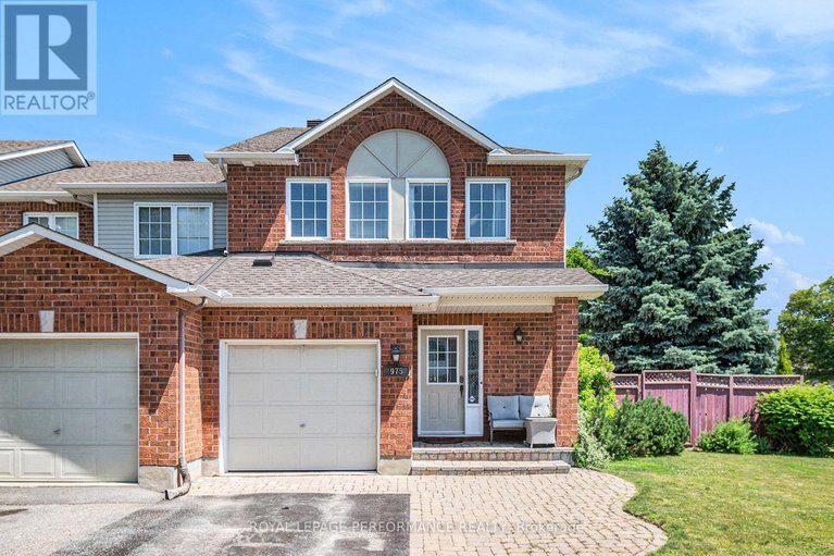 28628881/975-goose-river-avenue/riverside-southgloucester-glen/ottawa/ontario/K1V1T8_4