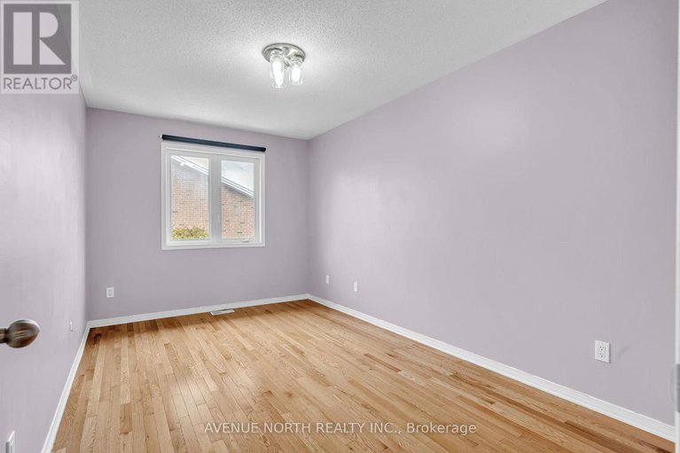 28397095/352-freedom-private/riverview-park/ottawa/ontario/K1G6W4_22
