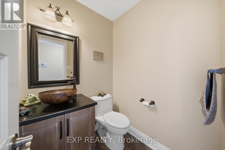 29571541/4-provost-street/north-stormont-finch-twp/north-stormont/ontario/K0A1R0_4