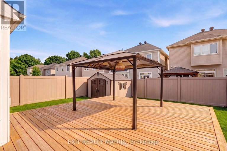 29675107/194-flowing-creek-circle/emerald-meadowstrailwest/ottawa/ontario/K2M2R7_26