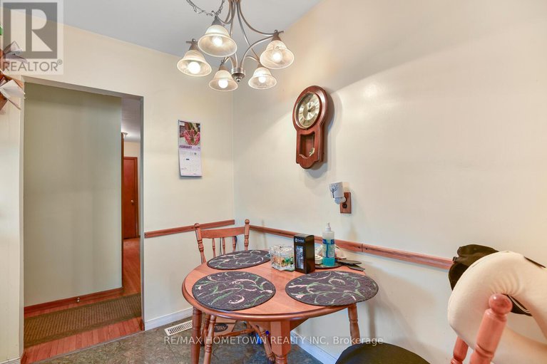 27908392/1-stewart-drive/augusta-twp/augusta/ontario/K0E1T0_10