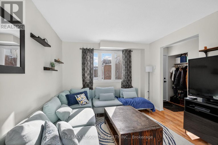 29291112/12-68-king-street/richmond/ottawa/ontario/K0A2Z0_13