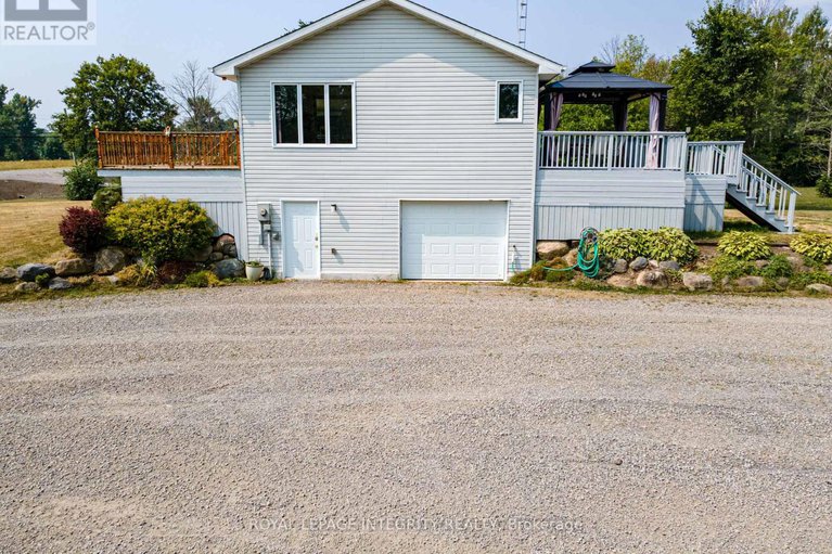 28715412/14977-country-rd-2-road/south-stormont-osnabruck-twp/south-stormont/ontario/K0C1M0_34