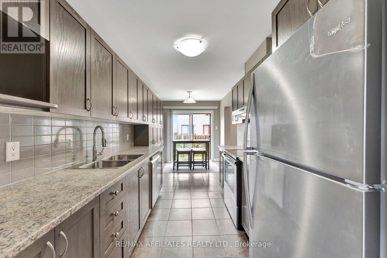 28562924/625-trigoria-crescent/avalon-west/ottawa/ontario/K4A1B1_17