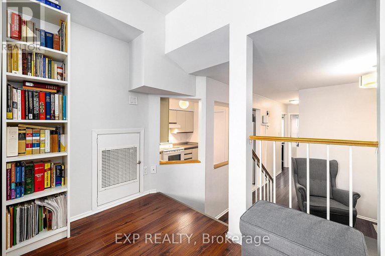 28423054/b-207-woodfield-drive/tanglewood/ottawa/ontario/K2G4P2_8