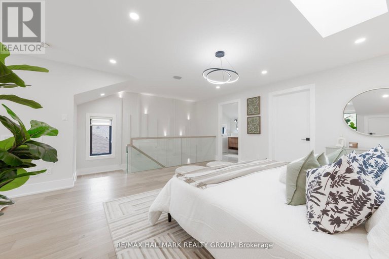 28666253/185-carleton-avenue/ottawa-westtunneys-pasture/ottawa/ontario/K1Y0J5_32