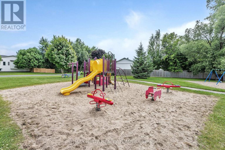 28595130/400-centenaire-street/embrun/russell/ontario/K0A1W0_41