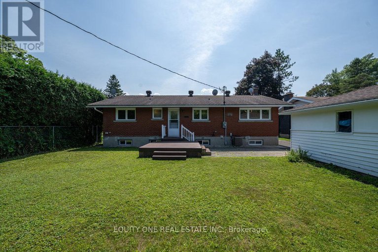 28621655/1041-wiseman-crescent/riverside-park/ottawa/ontario/K1V8J3_35