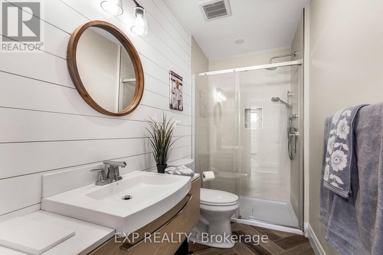 29247027/42-granite-street/clarencerockland-twp/clarence-rockland/ontario/K4K0H8_29