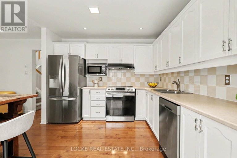 29468634/6020-longleaf-drive/orleans-village/ottawa/ontario/K1W1J2_16