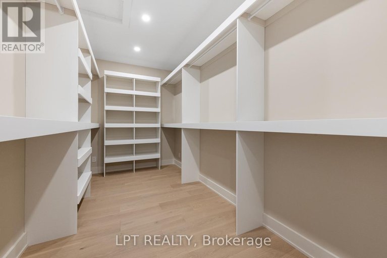 29686739/400-ashbee-court/manotick-village-manotick-estates/ottawa/ontario/K4M0A8_30