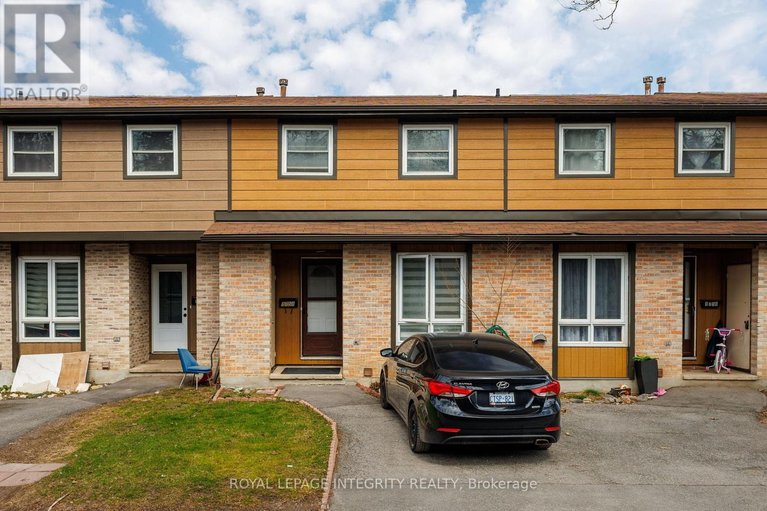 29651249/42-1758-trappist-lane/convent-glen-south/ottawa/ontario/K1C1X8_1