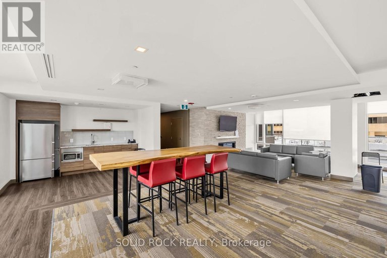 29515717/201-530-de-mazenod-avenue/ottawa-east/ottawa/ontario/K1S5W8_18