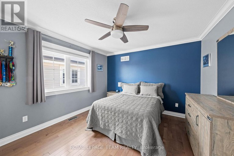 29388104/430-kilmarnock-way/stonebridge/ottawa/ontario/K2J0M5_34