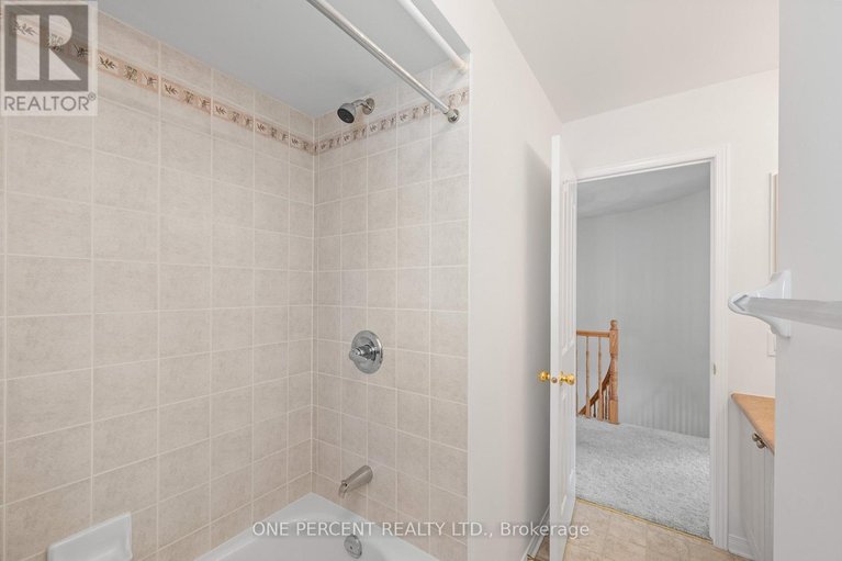 29586149/2113-hallendale-street/springridgeeast-village/ottawa/ontario/K4A4S1_35