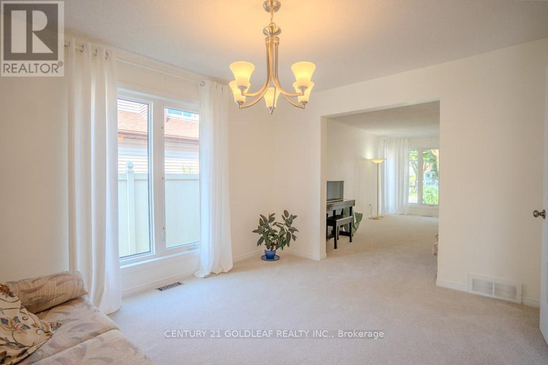 28627502/612-chenier-way/fallingbrookpineridge/ottawa/ontario/K4A1R1_8