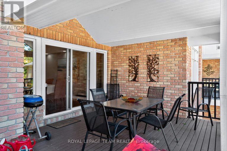 28984788/19-bittern-court/rockcliffe/ottawa/ontario/K1L8K9_17