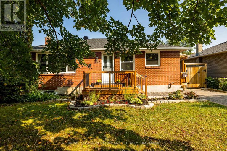 28842718/343-fullerton-avenue/overbrookcastle-heights/ottawa/ontario/K1K1K2_1