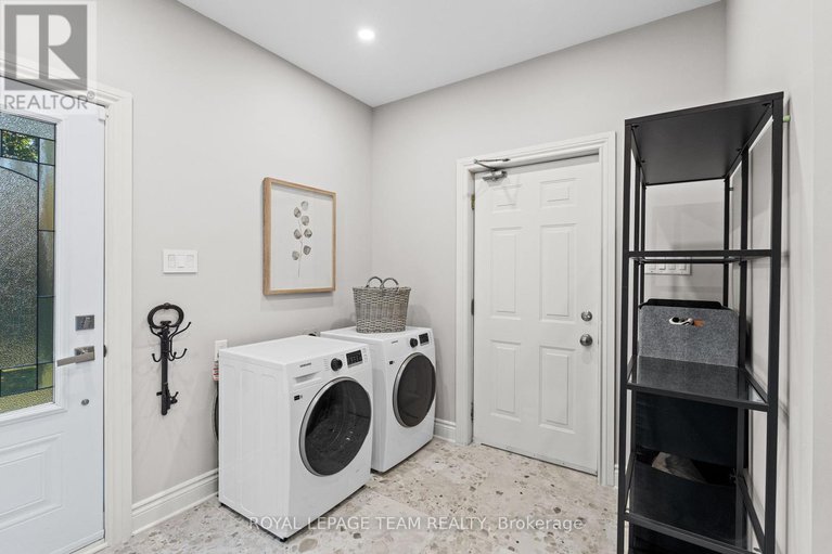 28929750/51-marchvale-drive/rural-kanata-central/ottawa/ontario/K2W1C1_21