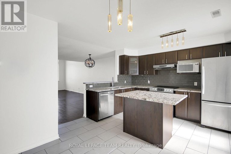 28830738/151-1512-walkley-road/heron-gateindustrial-park/ottawa/ontario/K1V2G5_11