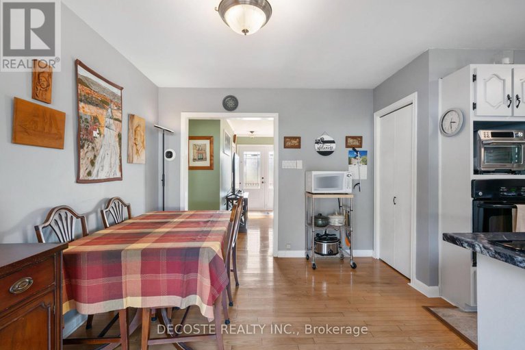 28706818/137-park-avenue/alexandria/north-glengarry/ontario/K0C1A0_12
