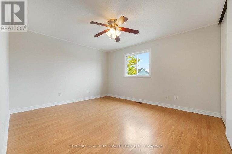 29025910/1474-shawinigan-street/fallingbrookridgemount/ottawa/ontario/K4A2M8_21