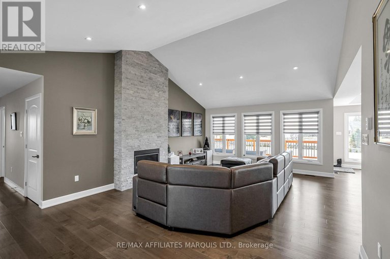 28147132/29-whitetail-avenue/long-sault/south-stormont/ontario/K0C1P0_7