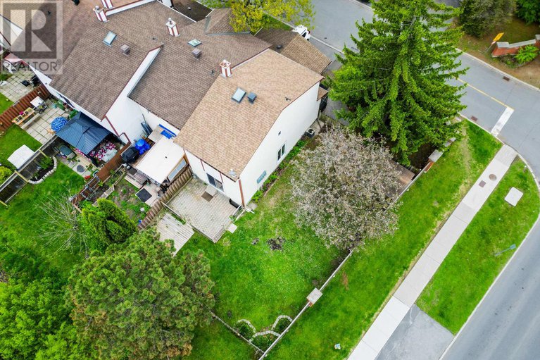 28354842/1083-millwood-court/convent-glen-north/ottawa/ontario/K1C3E9_47