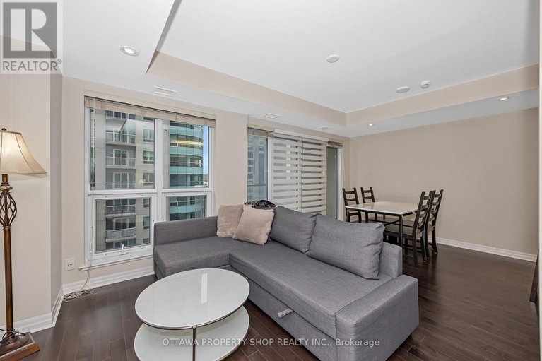 28507200/1209-242-rideau-street/sandy-hill/ottawa/ontario/K1N0B7_11