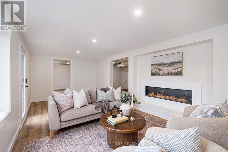 28376426/17-lockview-road/manotick-village-manotick-estates/ottawa/ontario/K4M1B2_25