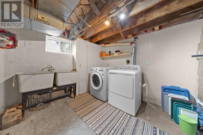 29668585/564-tweedsmuir-avenue/westborohampton-park/ottawa/ontario/K1Z5P2_34