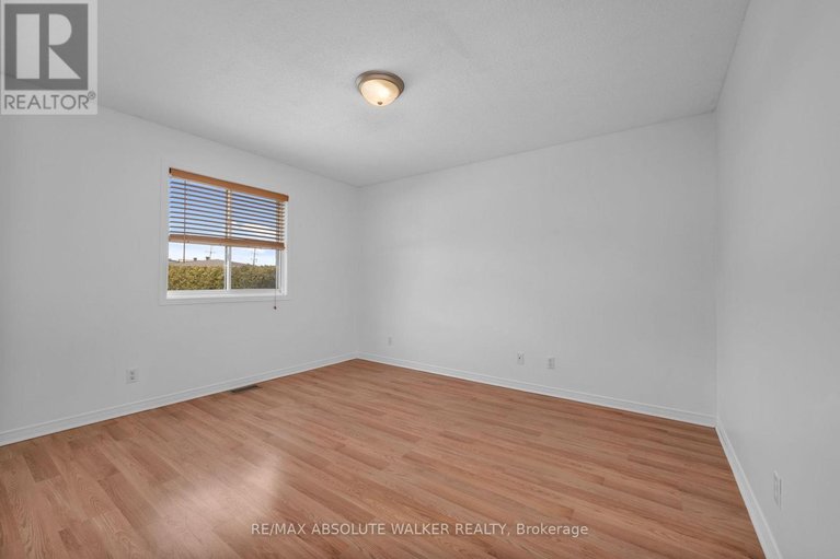 29460938/2846-valerie-place/town-of-rockland/clarence-rockland/ontario/K4K1R3_12