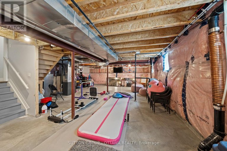 29576737/1013-manege-street/stittsville-south/ottawa/ontario/K2S0Y8_27